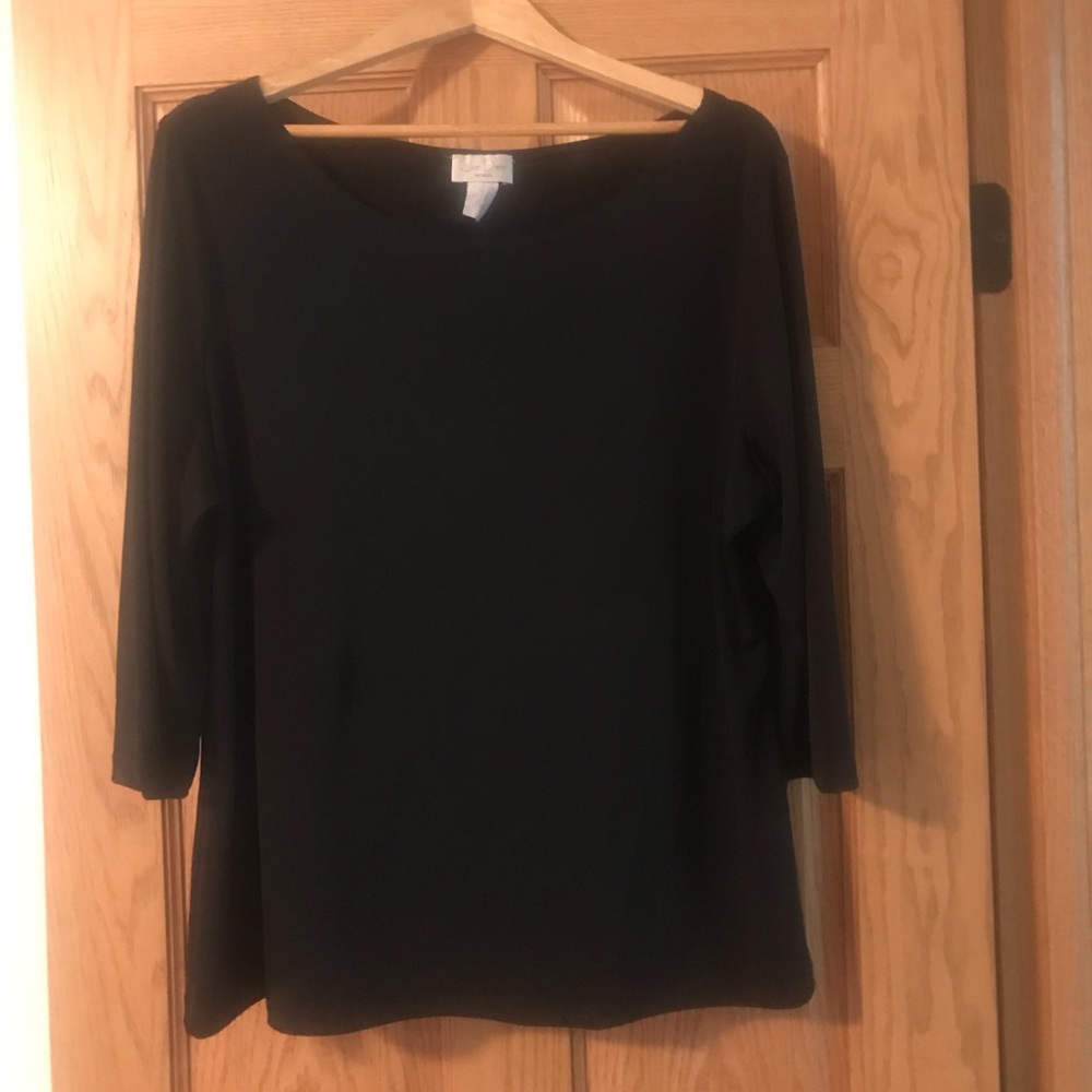 Jon Den black top with 3/4 length sleeves